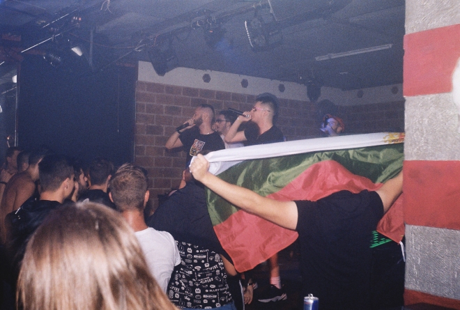 27 DVOJLITRBOYZZ Stolárna Havířov 2L